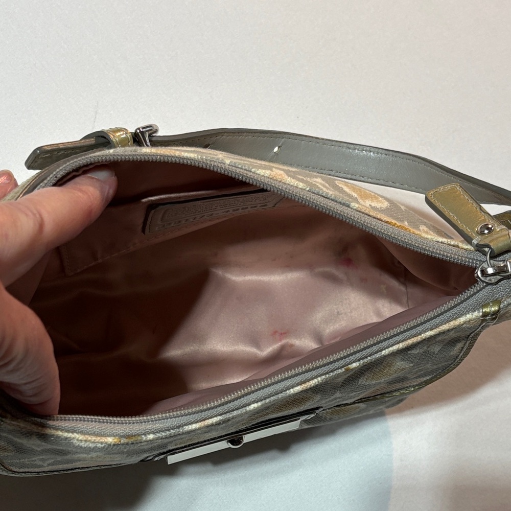 Coach Kristin IKAT Hobo Handbag Purse Grey Shimmer EUC - Picture 8 of 14